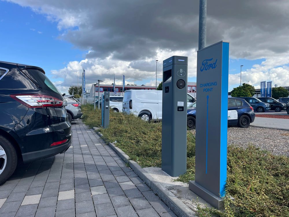 Power Arrow Dual Ladepunkte an Autohaus-Filialen in Hessen